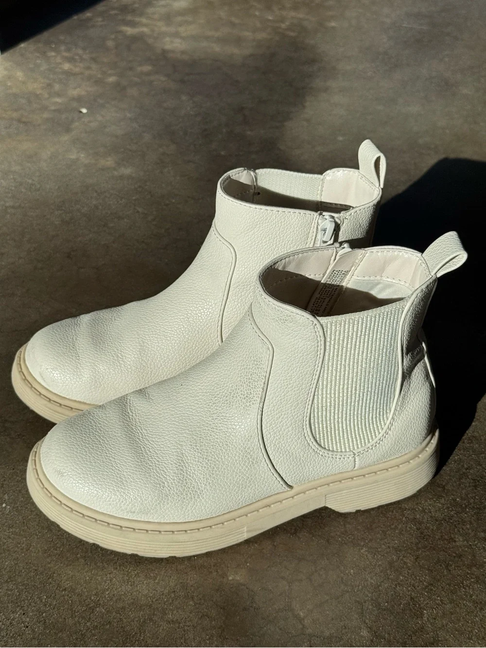 N/A comfortable cream